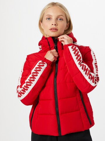 Superdry - Chaqueta de entretiempo 'Spirit' en rojo: frente