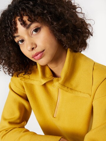 Pull-over QS en jaune