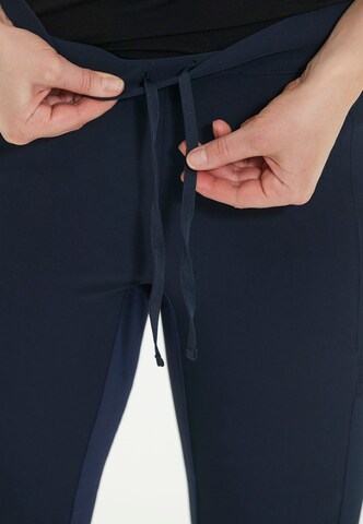 Whistler Slimfit Outdoorhose 'Davina' in Blau