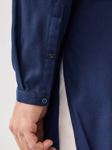 Next Regular Fit Hemd in Blau