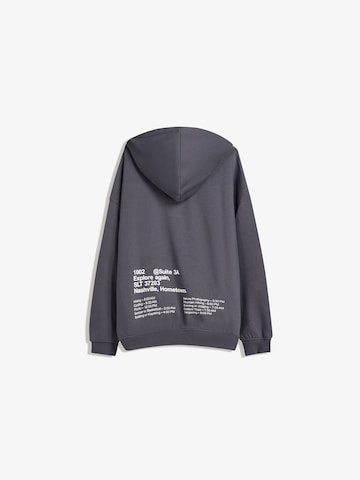 BershkaSweater majica - siva boja