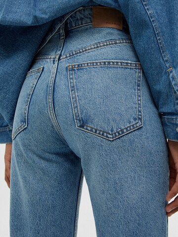 Pull&Bear Regular Jeans in Blau