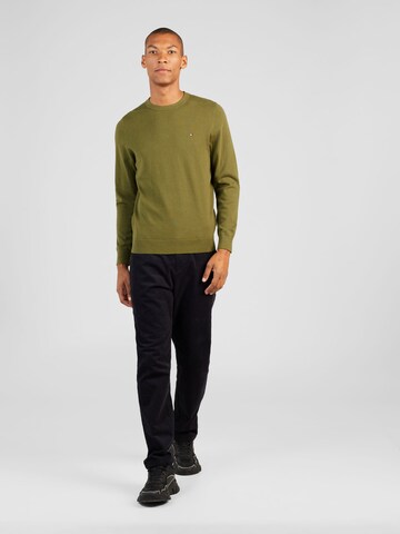 TOMMY HILFIGER Sweater in Green