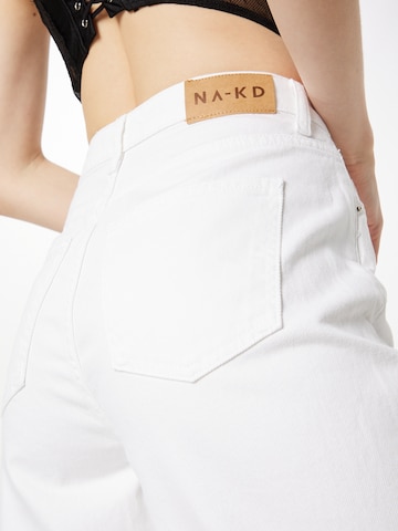 NA-KD Regular Jeans in Weiß