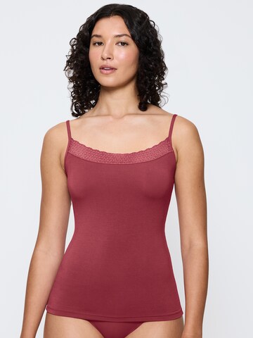 Haut ' Red Label Feel of Modal ' TRIUMPH en rouge : devant