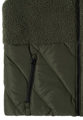 CECIL Vest in Green