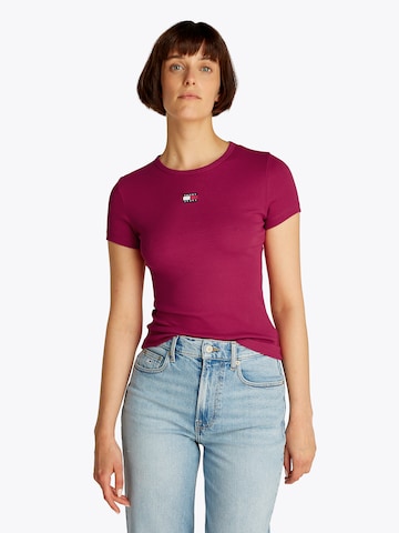 T-shirt Tommy Jeans en rouge : devant