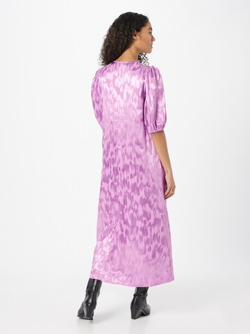 Robe 'Abigale' modström en violet