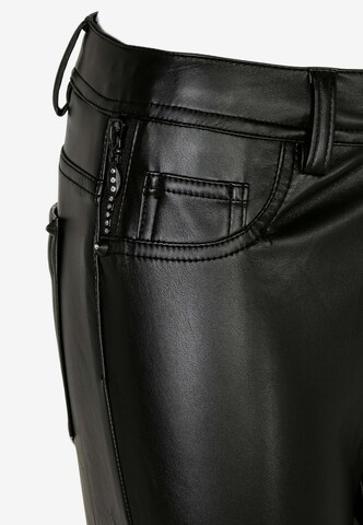 CIPO & BAXX Skinny Pants 'Millions' in Black