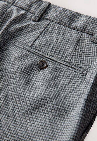 Regular Pantalon Next en gris