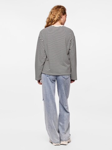 Maglietta 'Sadie' di PIECES in bianco