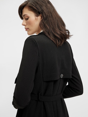 Palton de primăvară-toamnă 'Annlee' de la OBJECT pe negru