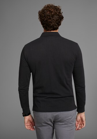 Man's World Shirt in Black