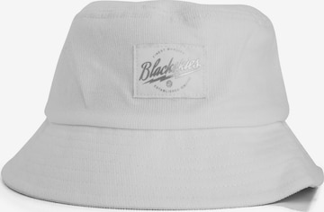 Blackskies Hat 'Snow Flake' in White: front