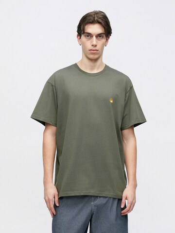 Carhartt WIP Μπλουζάκι 'Chase' σε πράσινο: μπροστά