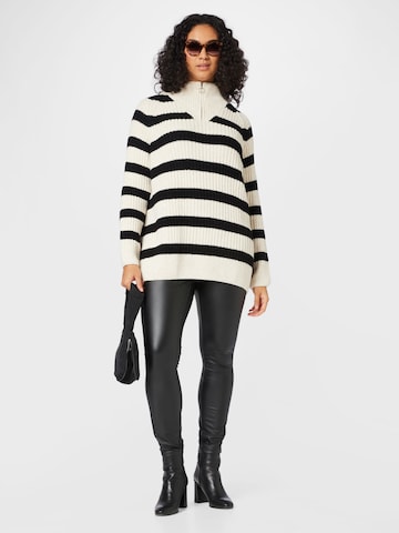 Vero Moda Curve Skinny Bukser 'SUEELSA' i sort