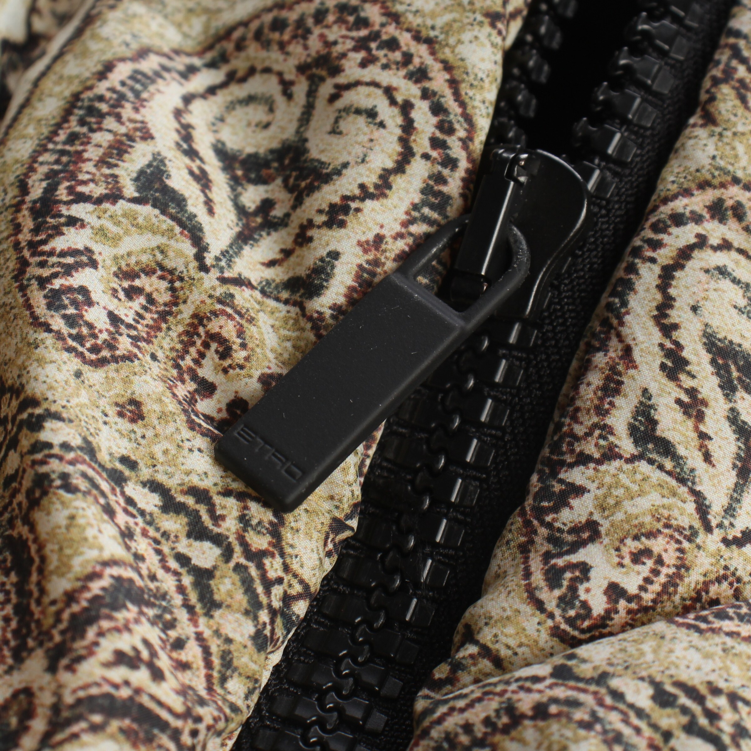 Etro Jacket & Coat in M-L in Mixed colors