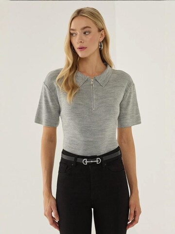 Hiccup - Pullover em cinzento: frente