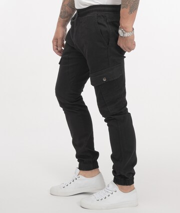 Rock Creek Tapered Cargo Pants in Black