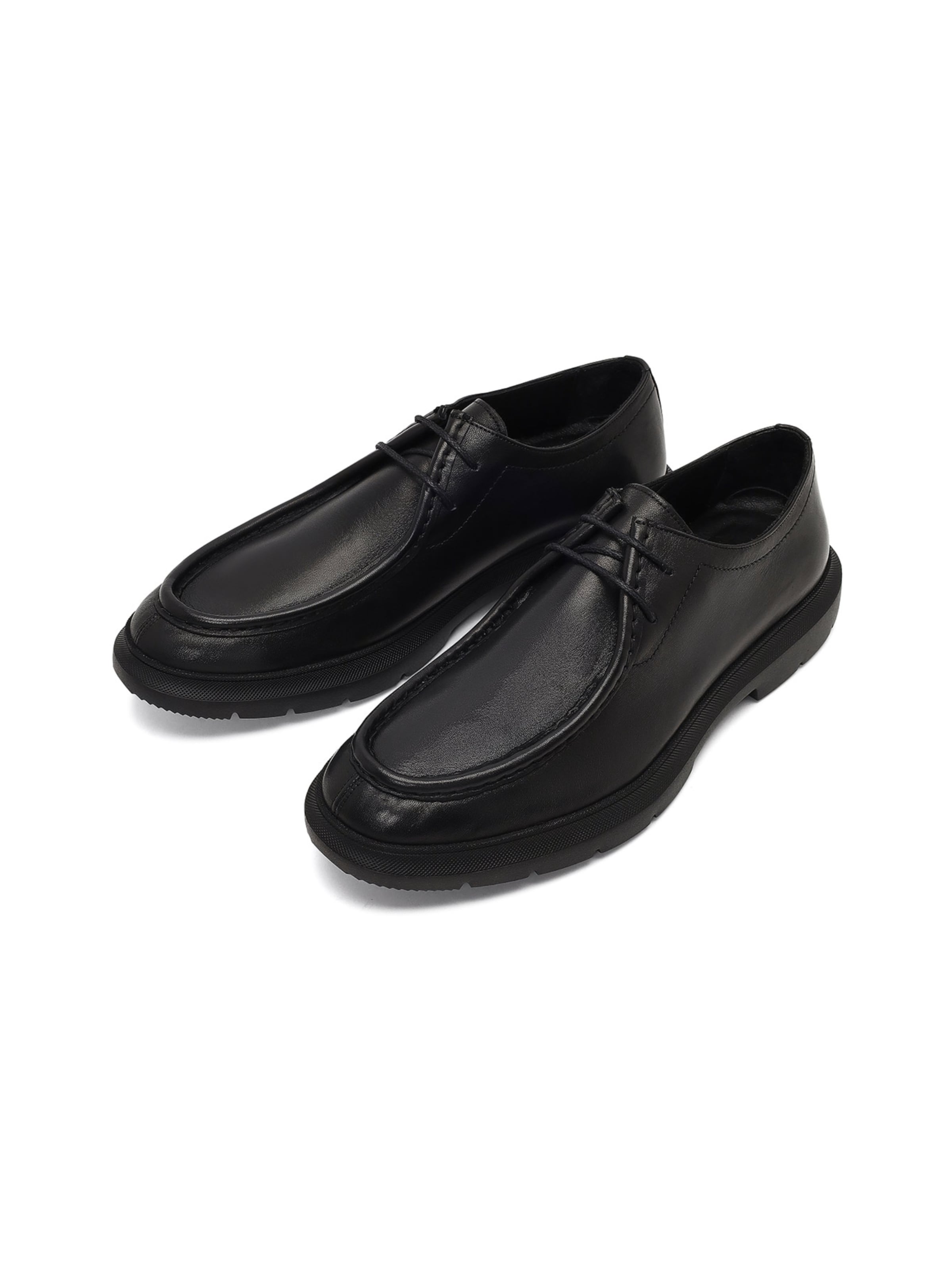 Derimod Chukka boots in Black