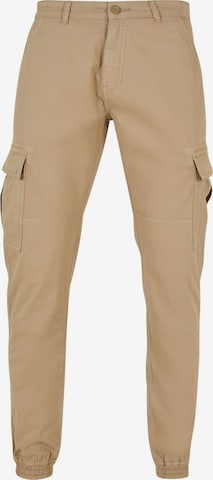 Urban Classics Cargo Pants in Beige: front