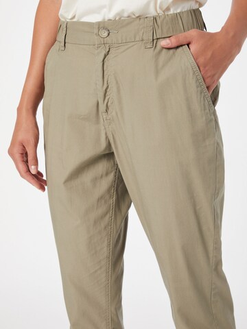 s.Oliver Loose fit Chino Pants in Green