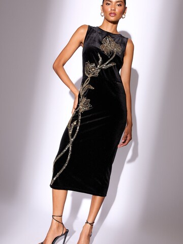 Lipsy Mekko värissä musta