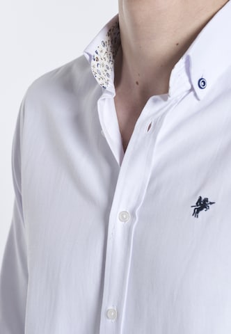 DENIM CULTURE Regular fit Button Up Shirt 'FYODOR' in White