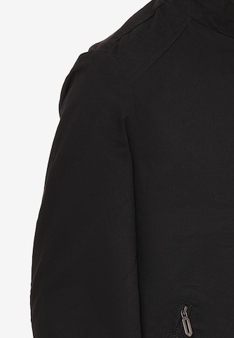 corbridge Between-Season Jacket in Black