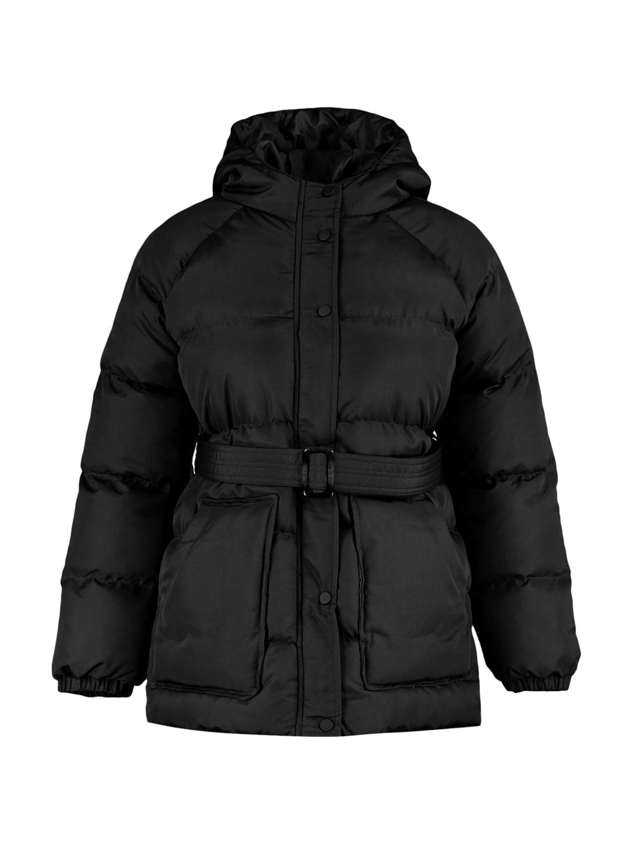 Trendyol Jacke in Schwarz: Vorderseite