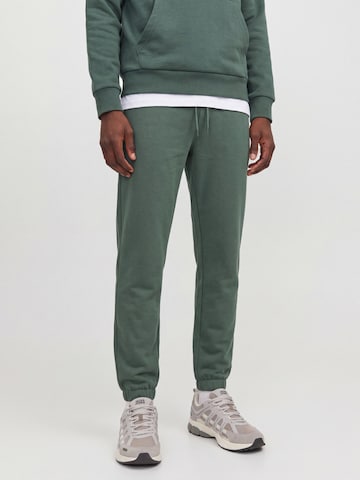 JJ Rebel Tapered Trousers 'JREBGORM' in Green: front