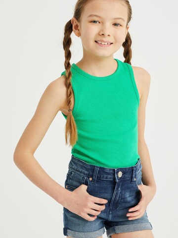 WE Fashion - Top en verde: frente