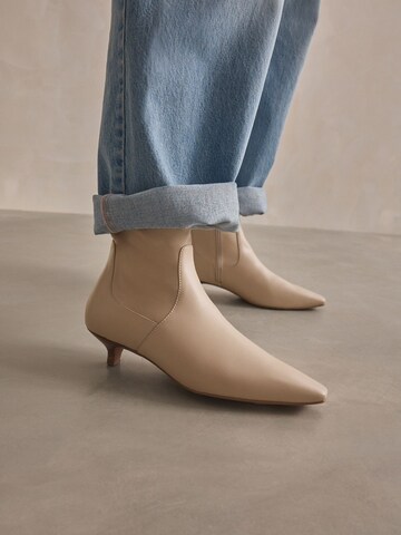 Stivaletto 'Forever Comfort®' di Next in bianco: frontale