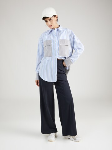 Wide leg Pantaloni con piega frontale di Marks & Spencer in blu