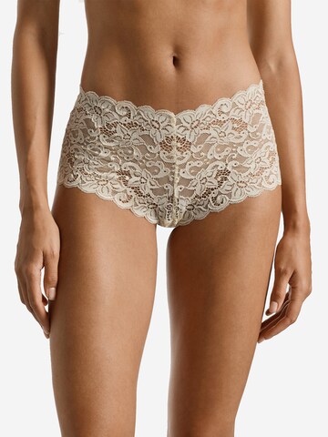 Hanro Slip 'Moments'‌‌ in Beige