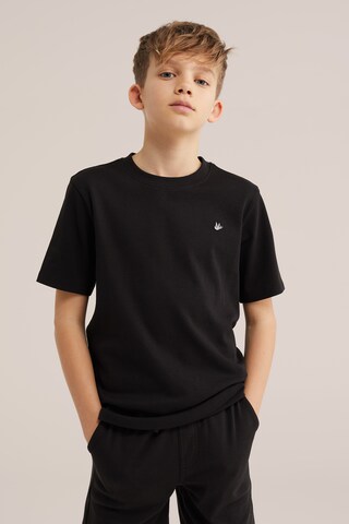 WE Fashion Футболка в Черный: спереди