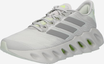 ADIDAS PERFORMANCE - Zapatillas de running 'Switch Fwd 2' en gris: frente