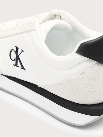 Calvin Klein Rövid szárú sportcipők 'ESS' - fehér