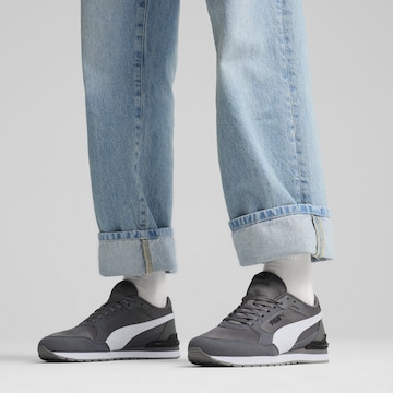 Baskets basses 'ST Runner v4' PUMA en gris : devant