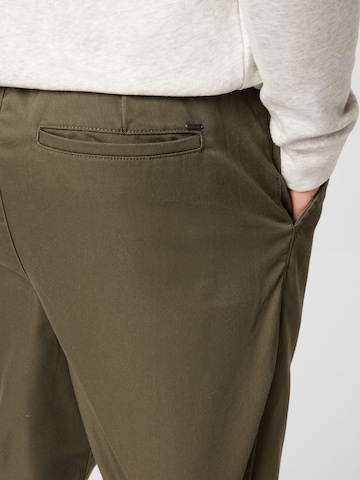 Only & Sons Regular Pleat-Front Pants 'Dew' in Green