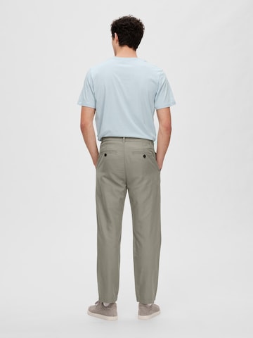 SELECTED HOMME Regular Pleat-front trousers 'Jones' in Green