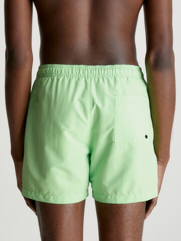 Shorts de bain Calvin Klein Swimwear en vert