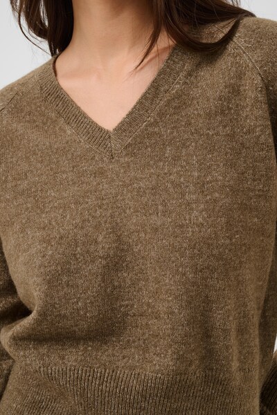 Kaffe Pull-over en L en beige chiné, Vue avec produit