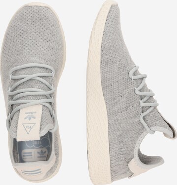 ADIDAS ORIGINALS Sneakers 'Hu' in Grey