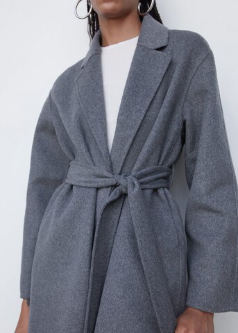 Manteau mi-saison 'Batin' MANGO en gris