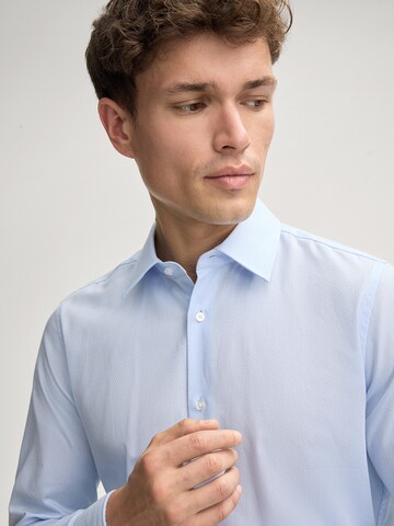 Coupe slim Chemise business 'Pierce' JOOP! en bleu