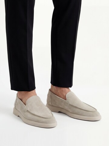 Chaussure basse 'Adore Classic Loafer' Dutch'D en beige