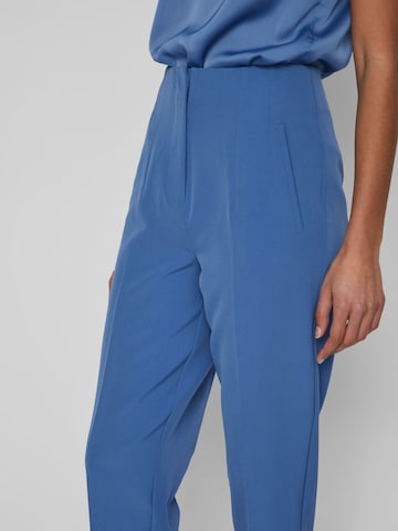 VILA Regular Trousers with creases 'Gula' in Blue