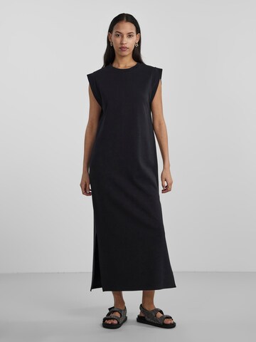 PIECES Dress 'Chilli' in Black: front