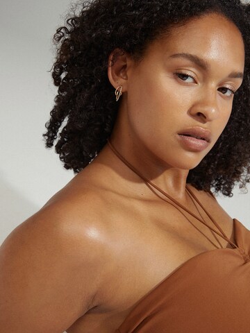 Pilgrim Earrings 'ETTY' in Gold: front